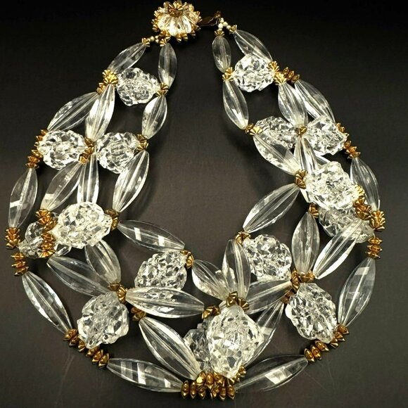 Vintage Rare Stunning Clear Faceted Lucite Beaded Necklace Goldtone Beads - Picture 2 of 6